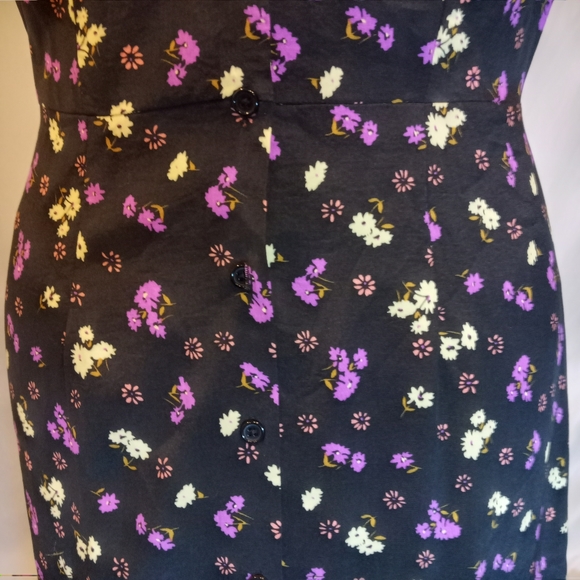 NWT Modcloth Button Deep V Fitted Dress - Picture 6 of 8